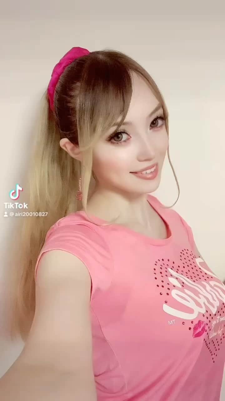 のインスタグラム：「#tiktok アップしたよ✨ 💗🎶😙 今日も素敵な1日になりますように🙌🏻  #長谷川愛里」