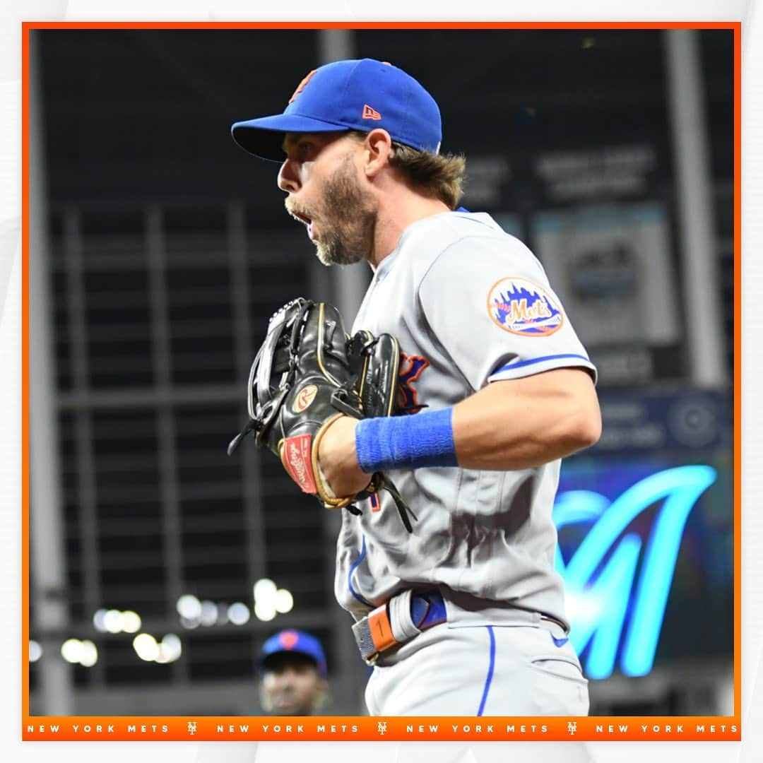 ニューヨーク・メッツさんのインスタグラム写真 - (ニューヨーク・メッツInstagram)「Wednesday W! #MetsWin #LGM」9月21日 10時47分 - mets