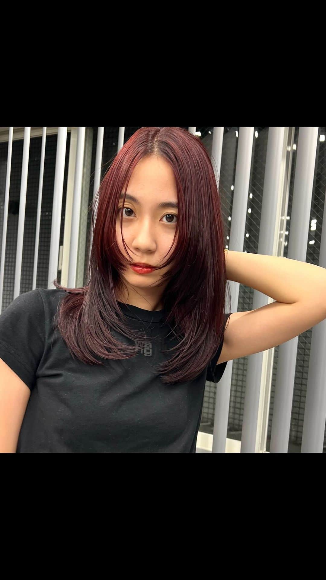 NOBU/渋谷店のインスタグラム：「Dyson Supersonic Shineヘアドライヤー  (セラミックポップ)  ★最新モデルの数量限定カラー★ • 「ダイソンのドライヤーは速乾なだけじゃない」 • 「頭皮のうるおいを保つのを助けます」 • 「低温ツールで速乾だけどやさしい」 @dysonhair_jp  . .  #ダイソンスーパーソニック #まるでサロンブロー #ダイソンビューティー #PR」