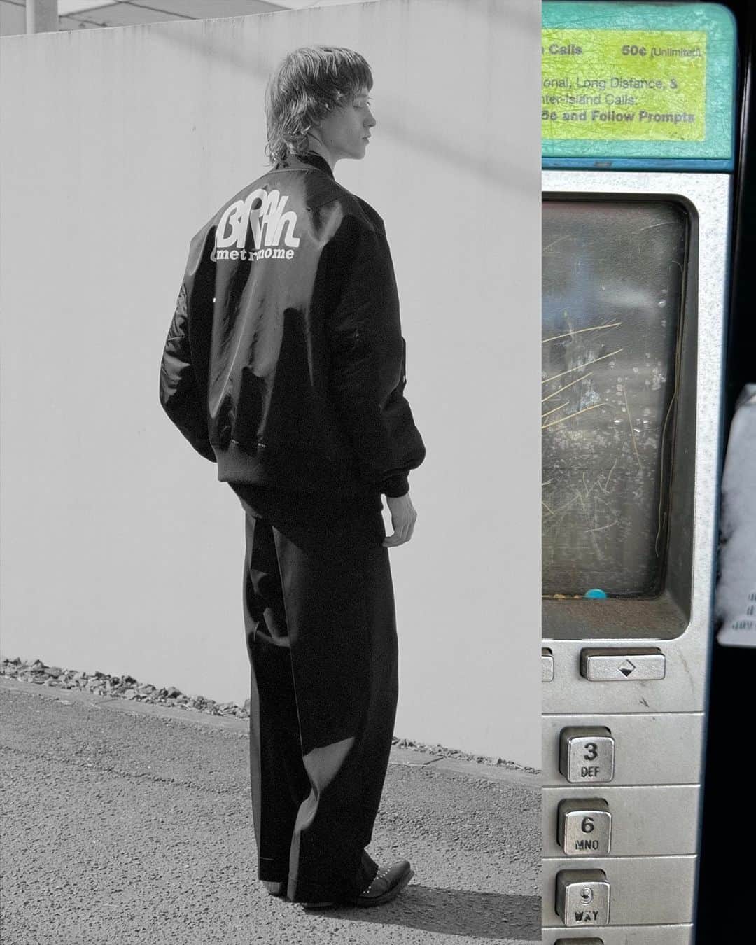 アンダーカバーのインスタグラム：「#UNDERCOVER 2023年 秋冬コレクションの新アイテムが、アンダーカバー各店およびオンラインストアにて展開中です。  UNDERCOVER 2023 Autumn - Winter collection new items are available at UNDERCOVER shops and store.undercoverism.com.  #アンダーカバー」