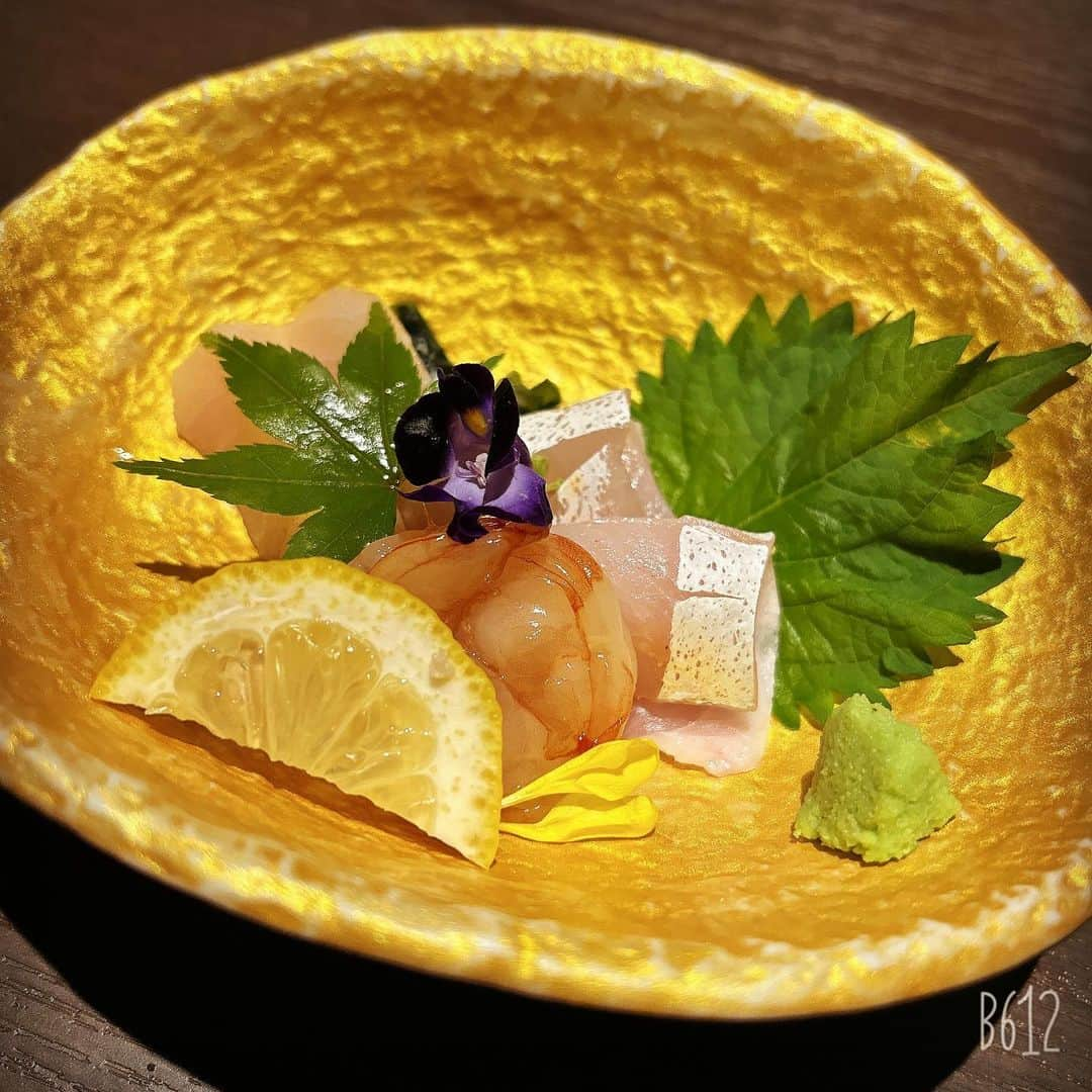 永原なつきさんのインスタグラム写真 - (永原なつきInstagram)「🍣🍣🍣🍣 北新地✨✨✨🫰🫰🫰  美味しかった💕」9月21日 2時53分 - _natsuki_av