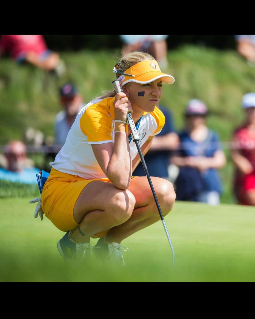 ソフィア・ポポフのインスタグラム：「It’s finally @thesolheimcup week 😍😍 one of the best weeks of my golf career so far! Can’t wait to watch! Keeping my fingers crossed for @solheimcupeuro 💛💙 but excited to watch all 24 amazing players! What are your predictions?」