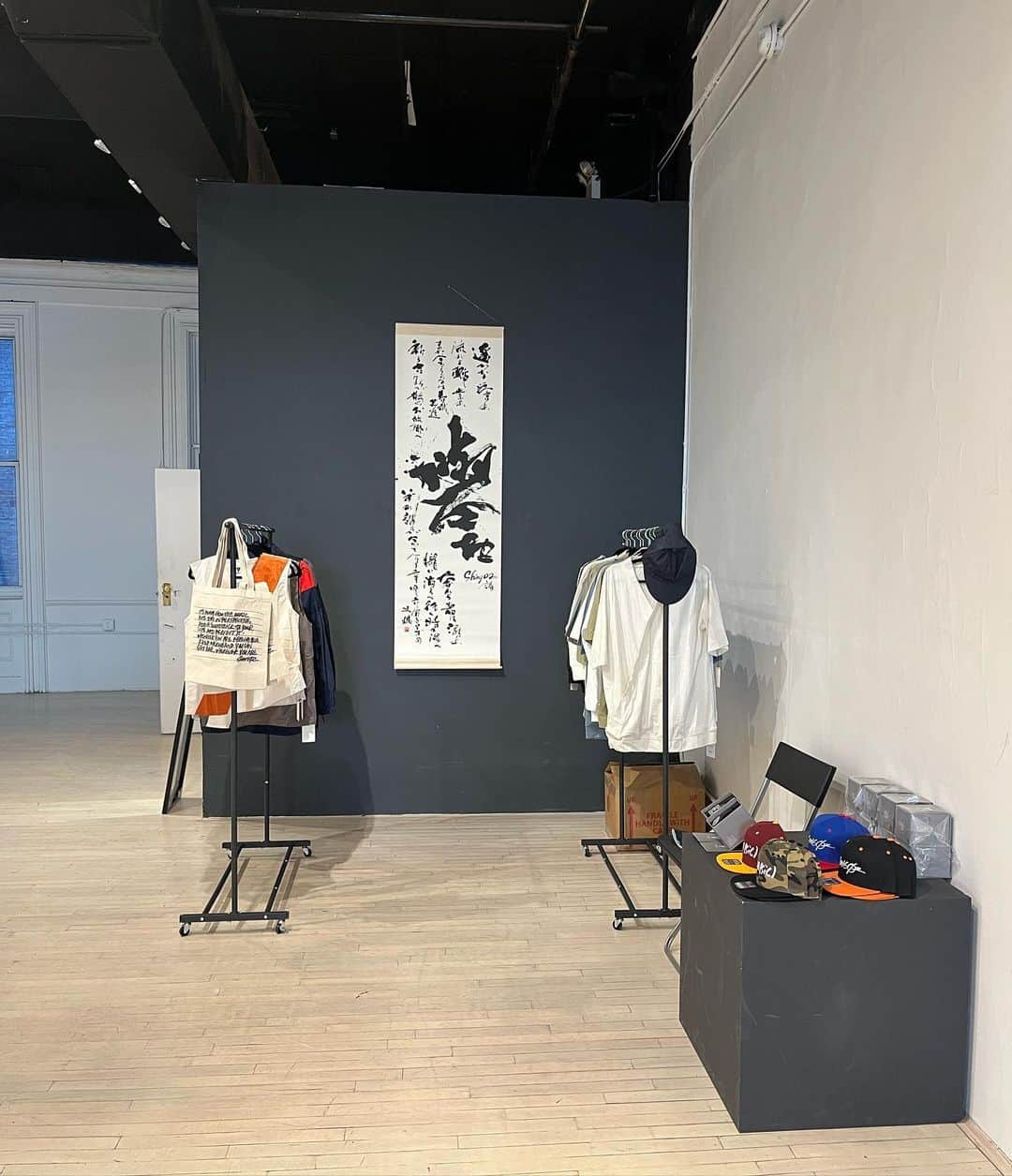 のインスタグラム：「come through! NYC POP UP STORE SEPTEMBER 20~23 WED 12-6 THURS 11-6:30 FRI 11-6:30 SAT11-6 calligraphy: @fumikitomioka」