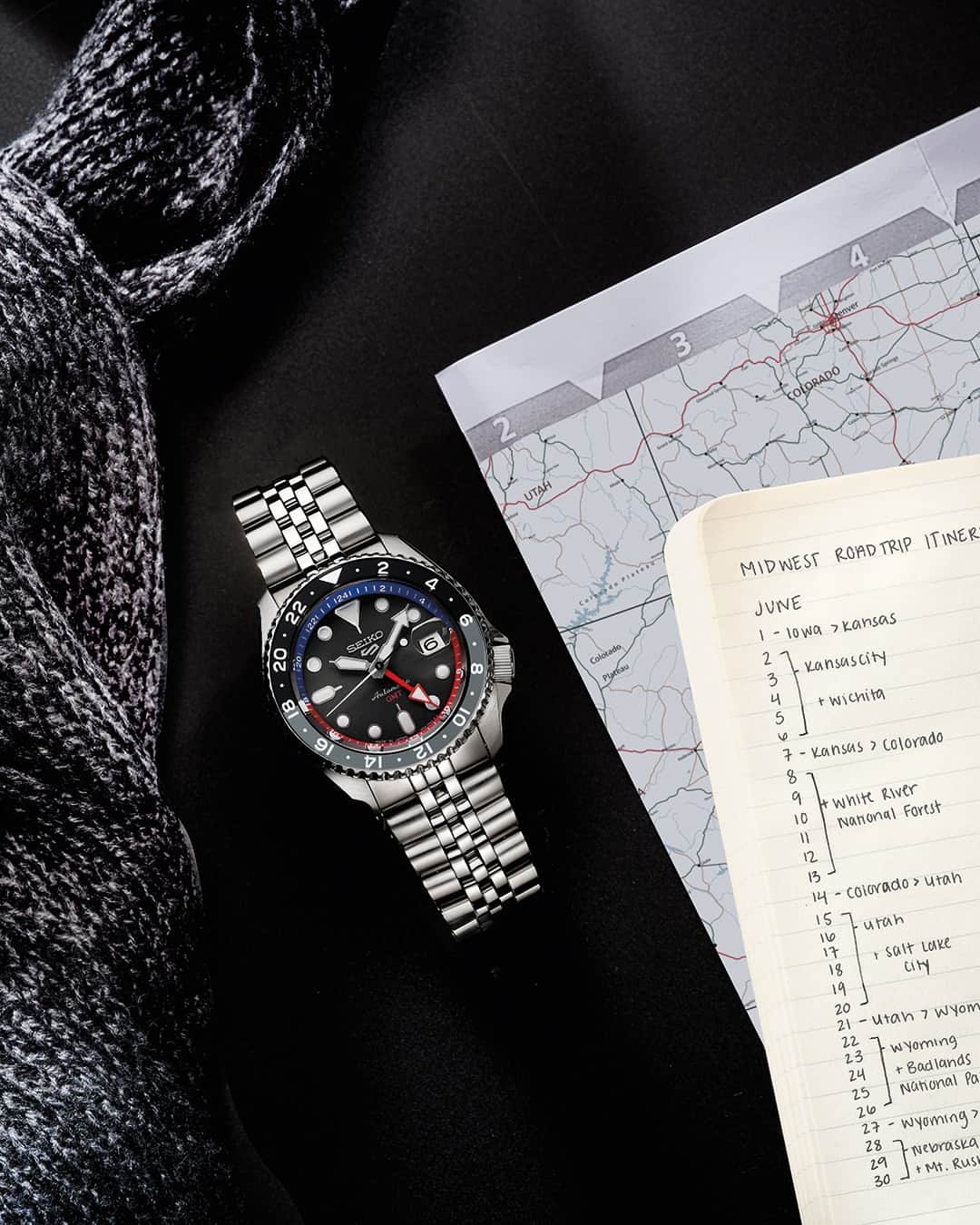 Seiko Watchesのインスタグラム：「Looking for that perfect travel companion?  #SSK019 is sure to keep your trip timely! 🔵🔴  #Seiko #Seiko5Sports #ShowYourStyle」