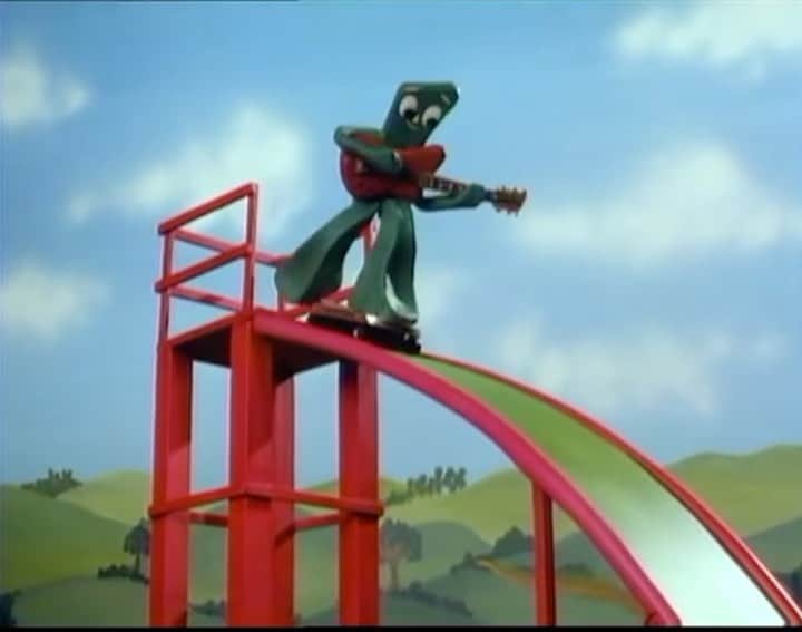 トニー・ホークのインスタグラム：「Gumby with some NBD’s in 1988. Guitar solo triple loop dismount is most extreme.」