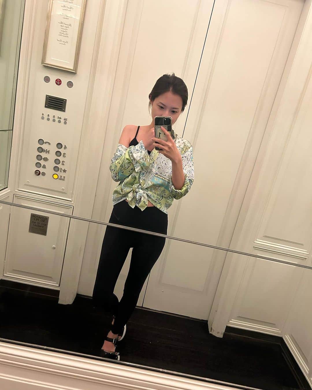 伊東楓さんのインスタグラム写真 - (伊東楓Instagram)「My long stay in US🇺🇸 NY🗽 i was so so excited.  大学生ぶりのNY滞在が楽しすぎて。  あの頃とはまたちがう気持ちで。  #us#nyc#timessquare#summitnyc#mytrip2023 #BGMがずっとNY」9月21日 6時07分 - kaede_ito004