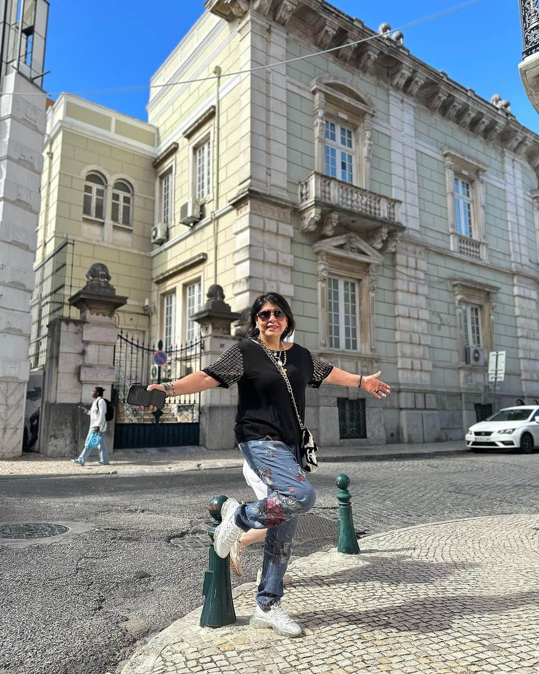 Roberta Mirandaのインスタグラム：「Lisboa velha cidade!! Cheia de encantos e beleza !!」