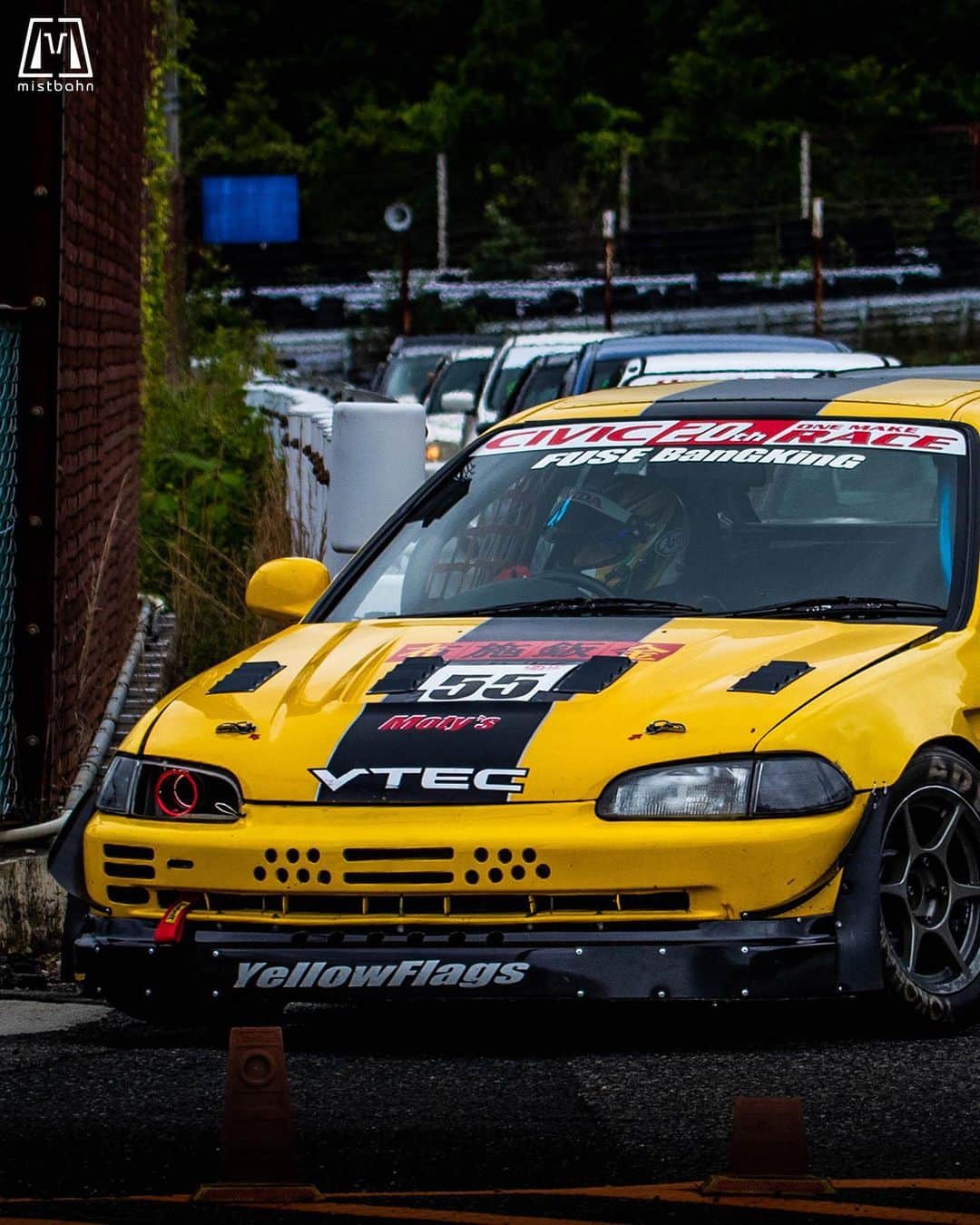 mistbahnさんのインスタグラム写真 - (mistbahnInstagram)「_ Yellowflags Racing Fuse ...