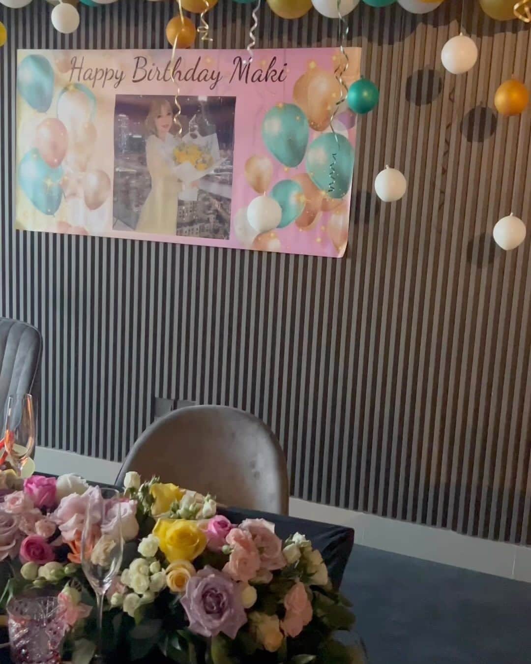 まきたんのインスタグラム：「素敵すぎる🥹 @iki_sushi_dubai ありがとうございました😢 @casa_deflowers」