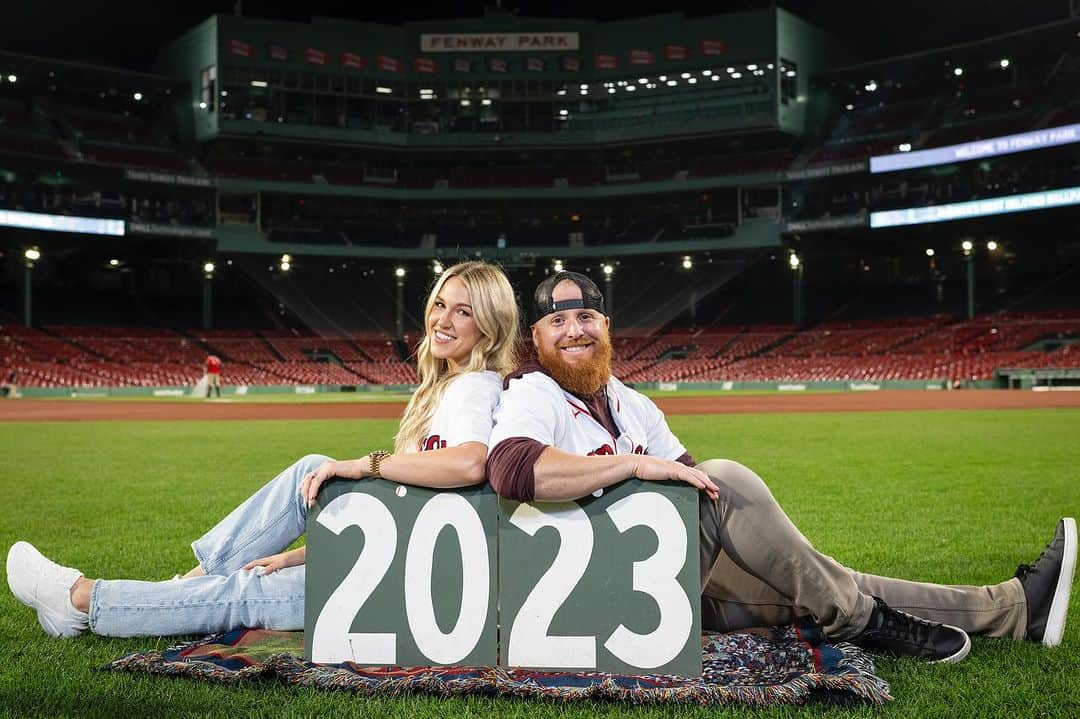 ジャスティン・ターナーさんのインスタグラム写真 - (ジャスティン・ターナーInstagram)「Red Sox Family Day ❤️」9月21日 7時27分 - redturn2