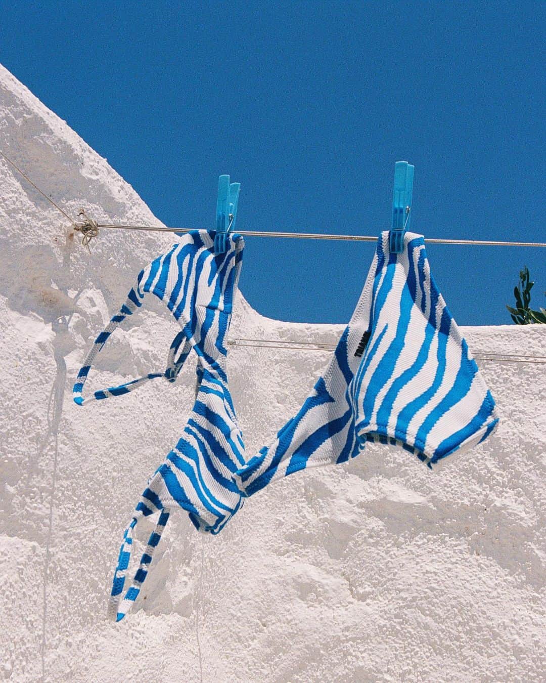 TRIANGL SWIMWEARのインスタグラム：「Colours of Greece 🧿 #TrianglGirls」
