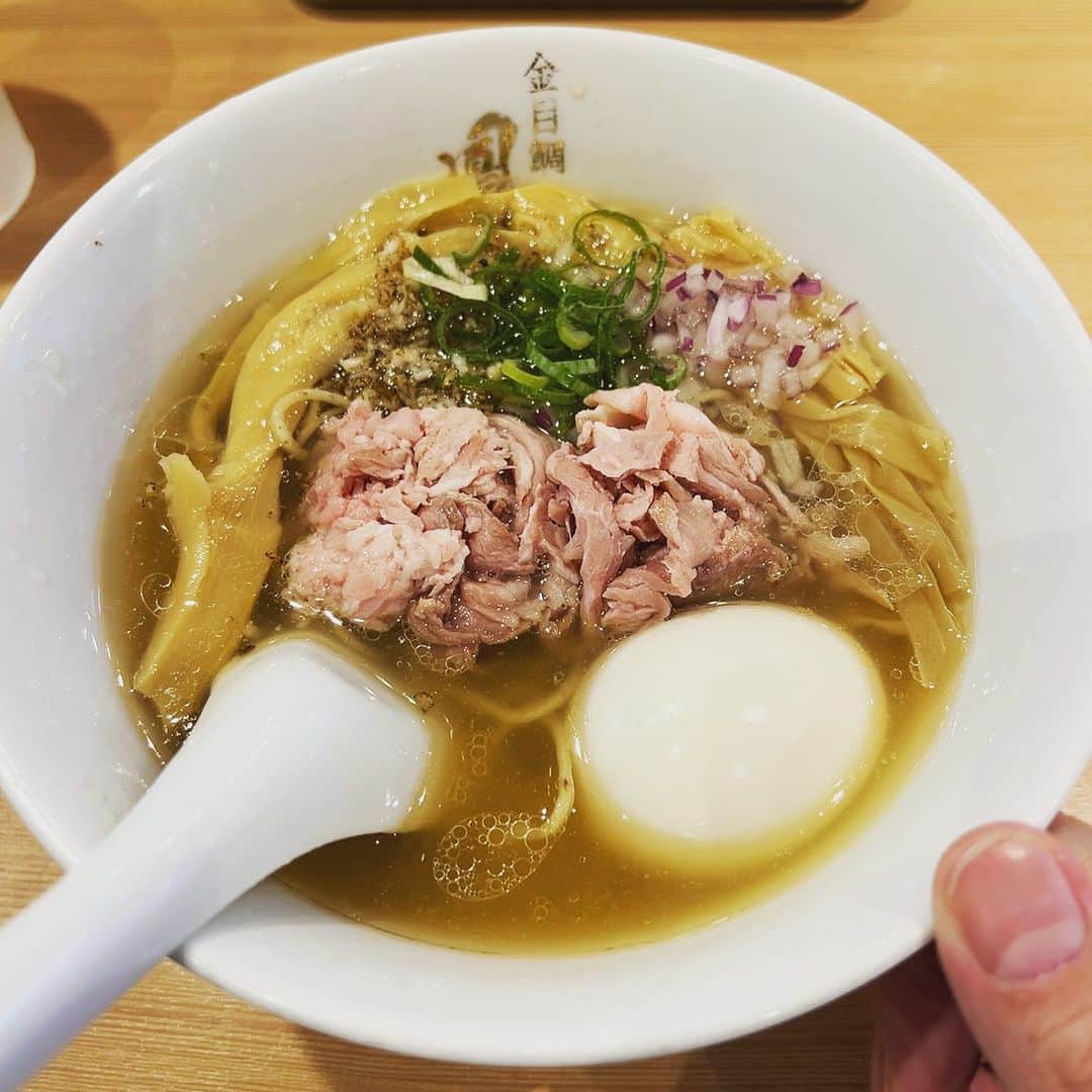 本城聡章のインスタグラム：「#金目鯛らぁ麺 食べました🍜😋」