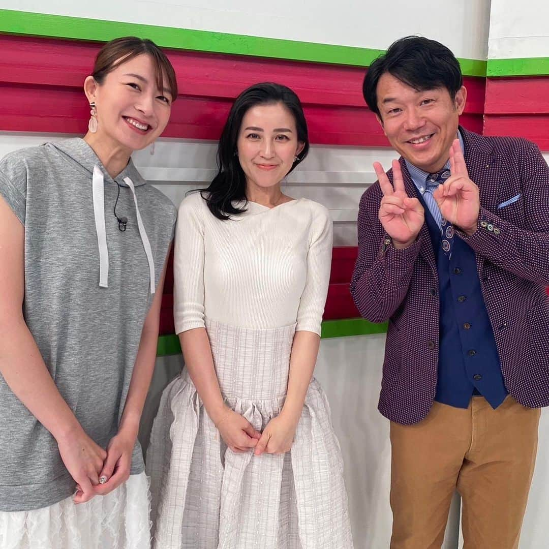 来栖あつこさんのインスタグラム写真 - (来栖あつこInstagram)「🔔出演情報  本日OnAir。 フジテレビ【ノンストップ！】の「いいものプレミアム」に出演させていただきます。  11:00ごろから放送予定 ※生放送のため変更の可能性があります  今日の商品もいいよー！ 睡眠は質が大事♡  是非「いいものプレミアム」ご覧ください♪  またまた私も欲しくなってしまった✨  #撮影#収録#ノンストップ#フジテレビ#いいものプレミアム　 #リス顔 #猫顔 #たぬき顔  #atsukokurusu  #来栖あつこ  #アヒル口」9月21日 8時51分 - atsukokurusu