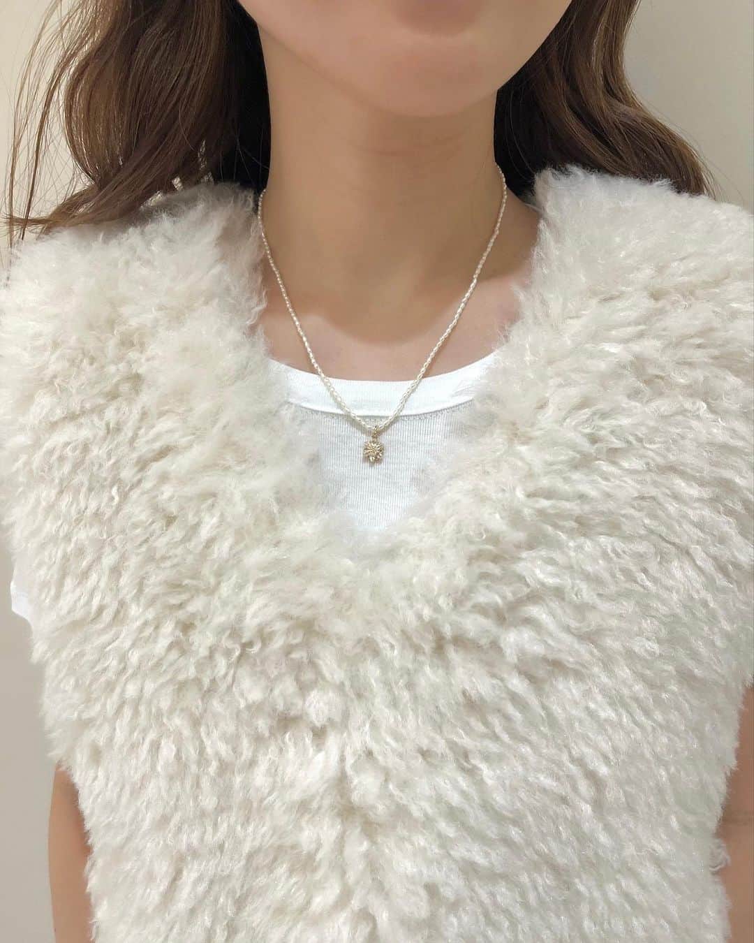 nojess_officialさんのインスタグラム写真 - (nojess_officialInstagram)「【2023 Limited Edition】 ジュエリーを身に着けることで生まれる自信や高揚感を表現したコレクション。 力強く咲く雪割草のように、このジュエリーを纏う方の力強い存在となることを願って。  先行予約受付中。  #nojess #accessories #jewelry #ring #pierce #necklace #limitededition #ノジェス #アクセサリー #ジュエリー #リング #ピアス #イヤーカフ #ネックレス #マイノジェス #ギフト #プレゼント #ご褒美ジュエリー #華奢ジュエリー#ラブラドライト #ゾイサイト」9月21日 20時50分 - nojess_official