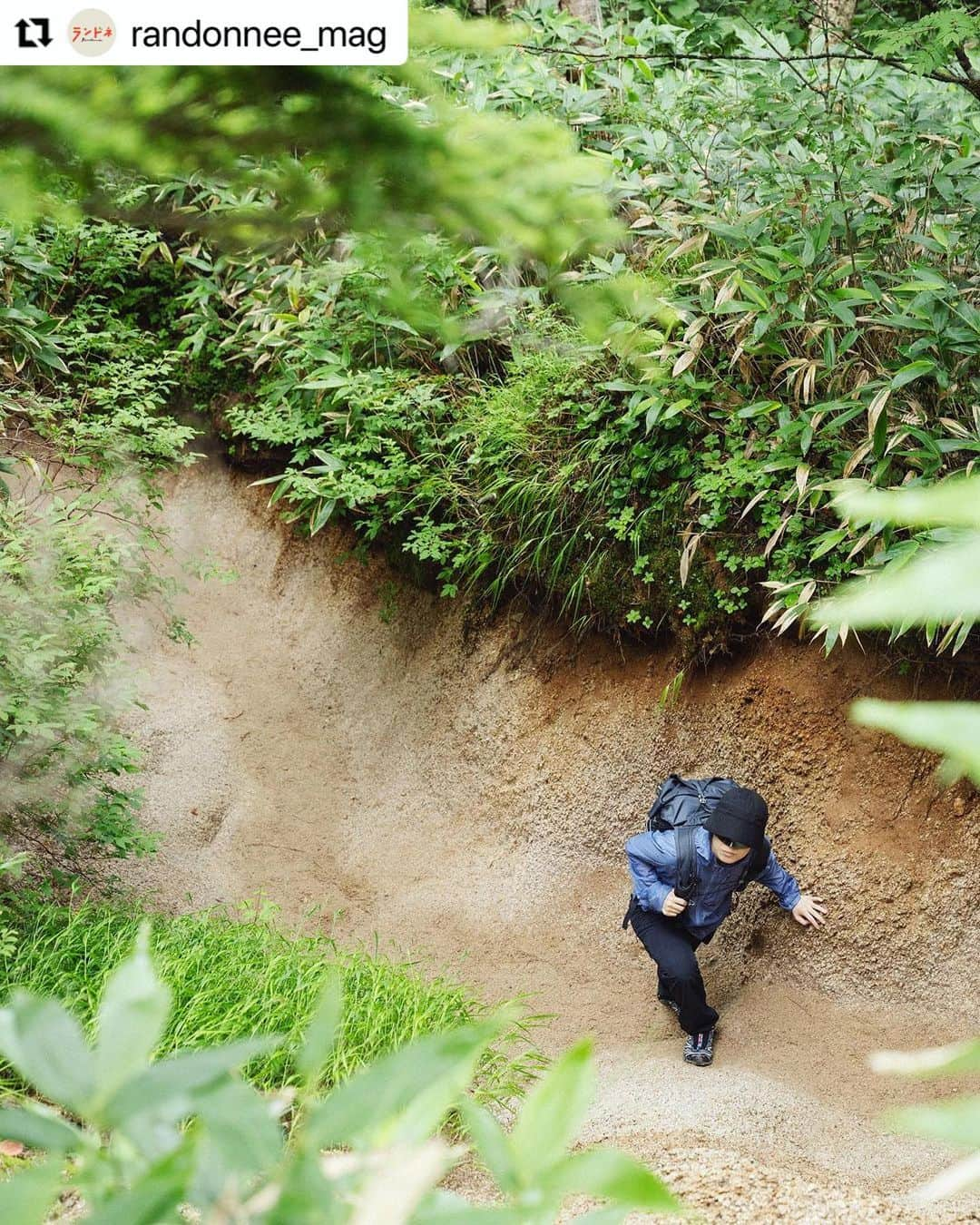 網中健太さんのインスタグラム写真 - (網中健太Instagram)「yama @ya.ma_00 と登った 山の思い出⛰ 本日発売の @randonnee_mag でご覧いただけます。是非！  #Repost @randonnee_mag with @use.repost ・・・ ランドネ11月号、本日発売です🕊  新世代シンガーのyamaさんが、 北アルプス燕岳を目指す一泊二日の山歩き⛰️ 「yama、山に登る」  昨夏の富士登山をきっかけに、山への興味が生まれ、もっと登ってみたいと思うようになったというyamaさん。 山小屋に泊まって山の朝夕も味わう 2日間の旅のようすをお届けしています🌱  photo/網中健太 @kentaaminaka_portrait   special thanks/ @ya.ma_00   #ランドネ #randonnée  #最新号  #北アルプス #燕岳 #燕山荘  #山歩き #山旅 #登山 #ハイキング  #mountain #trekking #hiking」9月21日 19時26分 - kentaaminaka_portrait