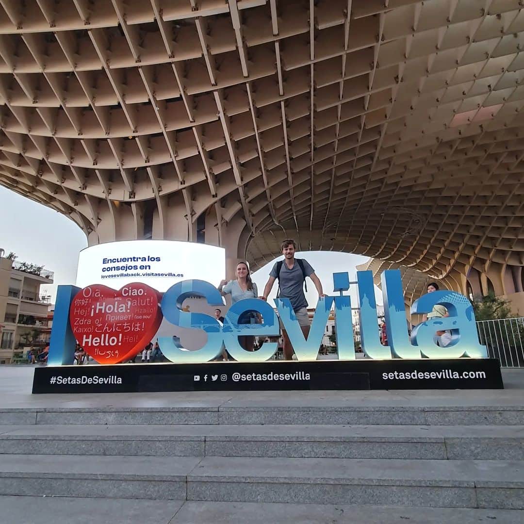 クリストフ・ルメートルのインスタグラム：「Vacances 2023, Séville 🇪🇸 Retour à la maison et reprise de l'entraînement  #vacances #seville #espagne #spain #holydays #2023」