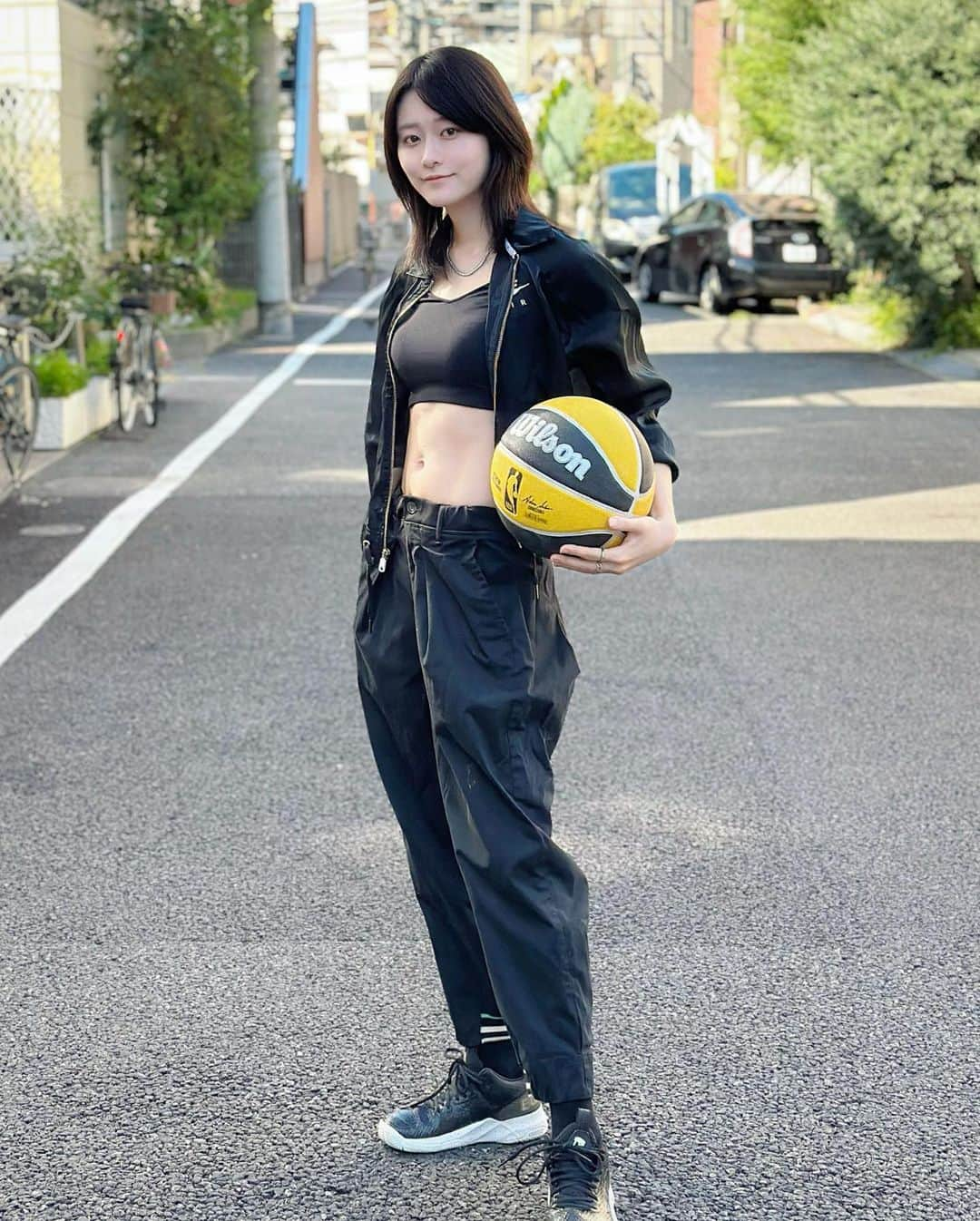 彩雪さんのインスタグラム写真 - (彩雪Instagram)「バスケ女子🏀  #何枚目が好き　？」9月21日 19時59分 - 1116_for