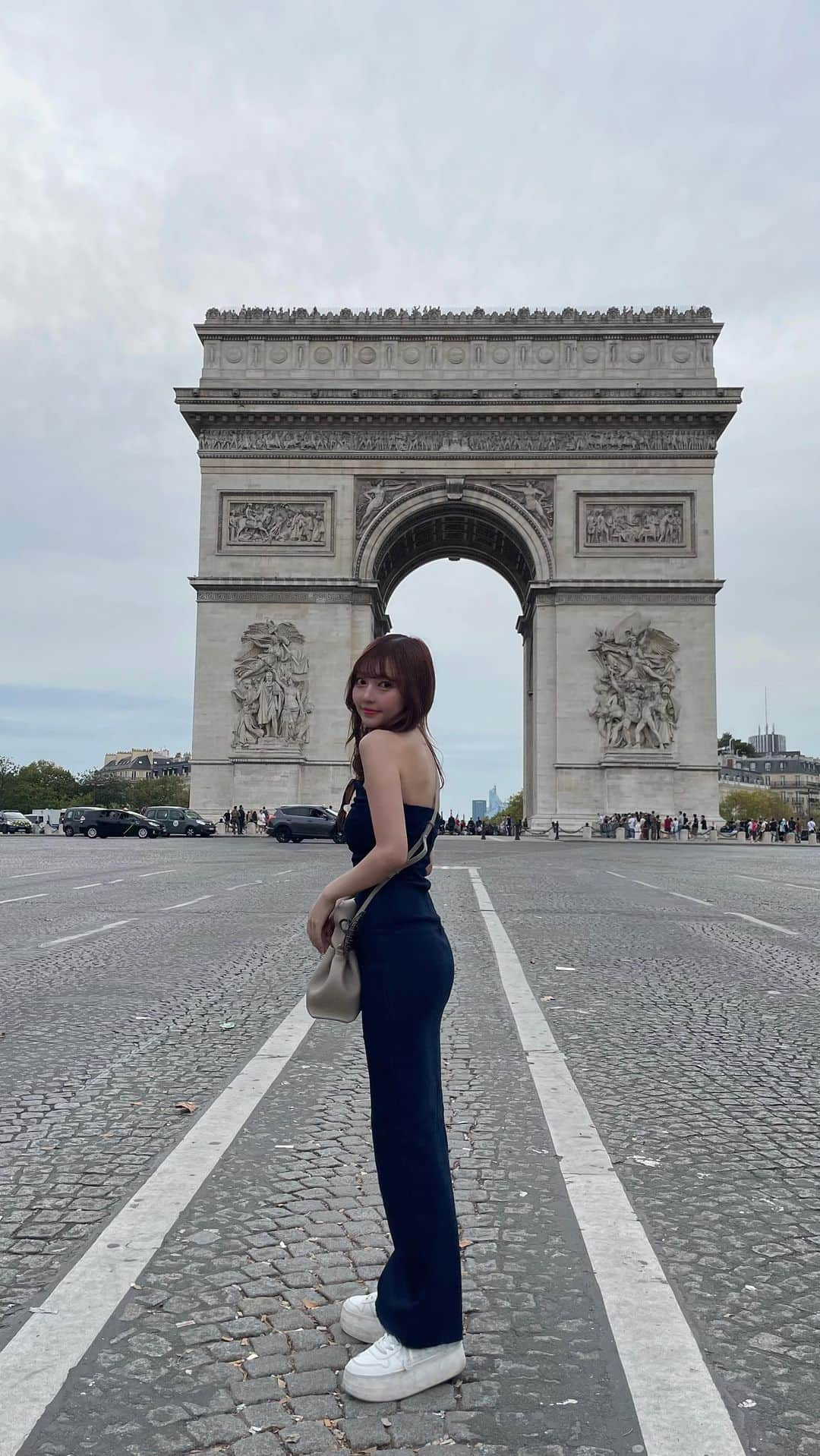 ムサシのインスタグラム：「刺激的で魅力に溢れてるパリ🪩 . . . #paris #france #vlog #europa #パリ #フランス #ヨーロッパ旅行」