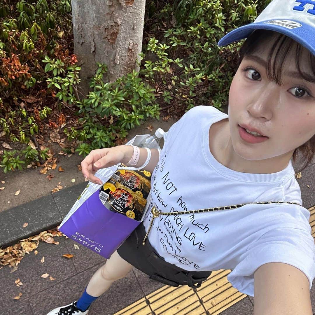 小林花南のインスタグラム：「堅あげポテチ！！！！！！！笑」