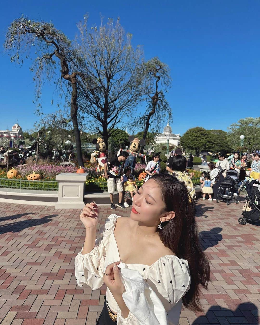 高木美穂さんのインスタグラム写真 - (高木美穂Instagram)「ディズニービールが最高すぎた〜！🍺✨ ° 2杯も飲んじゃったよ😆🔥 ° #ディズニー #ディズニーランド #ディズニービール #ビール #ディズニー写真部 #ハロウィン #ハロウィンディズニー #ディズニーハロウィン #dハロ」9月21日 20時12分 - takagi_miho_