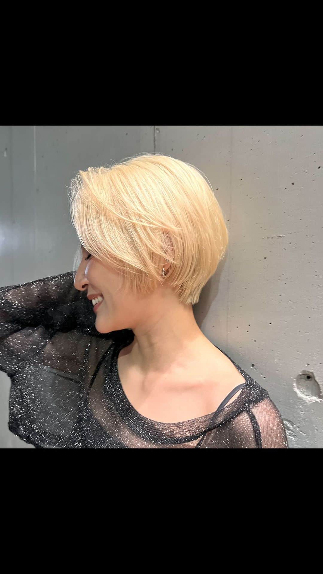 NOBU/渋谷店のインスタグラム：「#ハンサムショート  cut  . . NOBU SCISSORS発売中 @toginon_scissors #nobuscissors  #nobuセニング  . . @aivil___  #メタルドロップレザー . . #cut #美容室 #ヘアスタイル #ハサミ #カット #ヘアアレンジ #前髪  #hair #外国人風 #イメチェン #pr #美容師 #髮型 #髮型師 #剪髮 #中長髮#ตัดผม#ผม#헤어 #컷#hair #haircut」