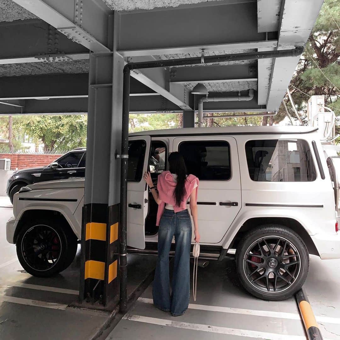 のインスタグラム：「- 아침에는 분명 쌀쌀했는데 왜 덥지 🙄」