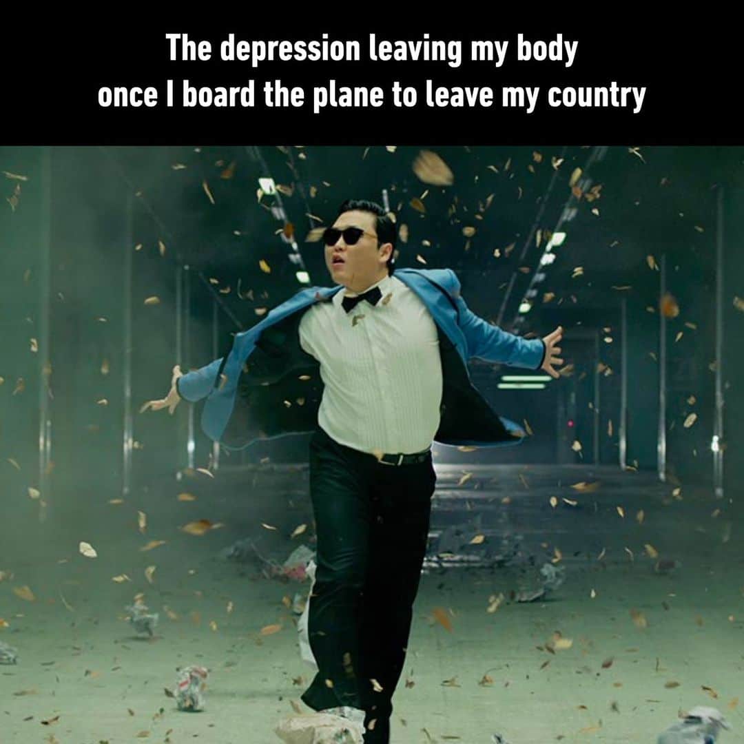 9GAGさんのインスタグラム写真 - (9GAGInstagram)「traveling heals my soul for a while - #plane #traveling #trip #abroad #vacation #depressionmemes #memes #9gag」9月21日 13時00分 - 9gag