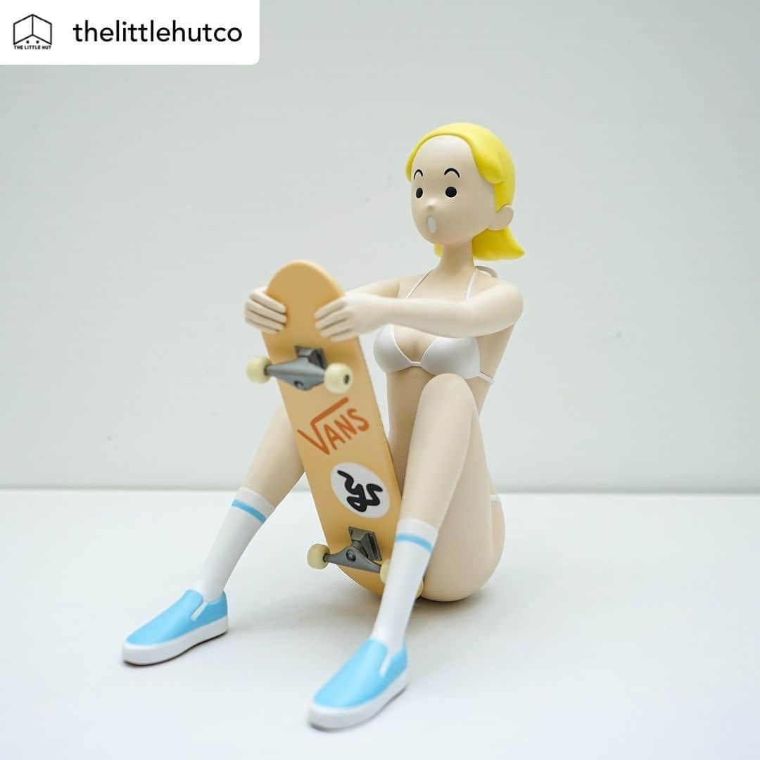 白根ゆたんぽのインスタグラム：「ですです。できました。造形は @how2workhk さんです。  Posted @withregram • @thelittlehutco SLIDE Girl Statue 16(H) X 8(W) X 14(D) cm Polystone (Pre-order, Estimate to be shipped in Dec.) _ For artwork inquiry please DM or mail to: contact@thelittlehutco.com 歡迎私訊或是來信至contact@thelittlehutco.com索取展出作品清單 - “SLIDE” - Yutanpo Shirane Solo Exhibition  日期 / Date：2023/09/08 - 09/24 時間 / Time：14:00 - 20:00 (週一公休 / Close on every Monday) 地點 / Add：The Little Hut - 台北市敦化南路一段161巷73號 / No.73, Lane 161, Sec. 1, Dun Hua S. Rd., Taipei #thelittlehutco #yuroom #yutanposhirane #asterisk #vans #art #artwork #exhbiition @yuroom  @weareasterisk」