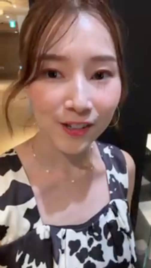 彩星りおんのインスタグラム：「サンドブラストガラス工芸ワークショップご紹介LIVE🧫  可愛すぎるゲストがご登場💓👸」