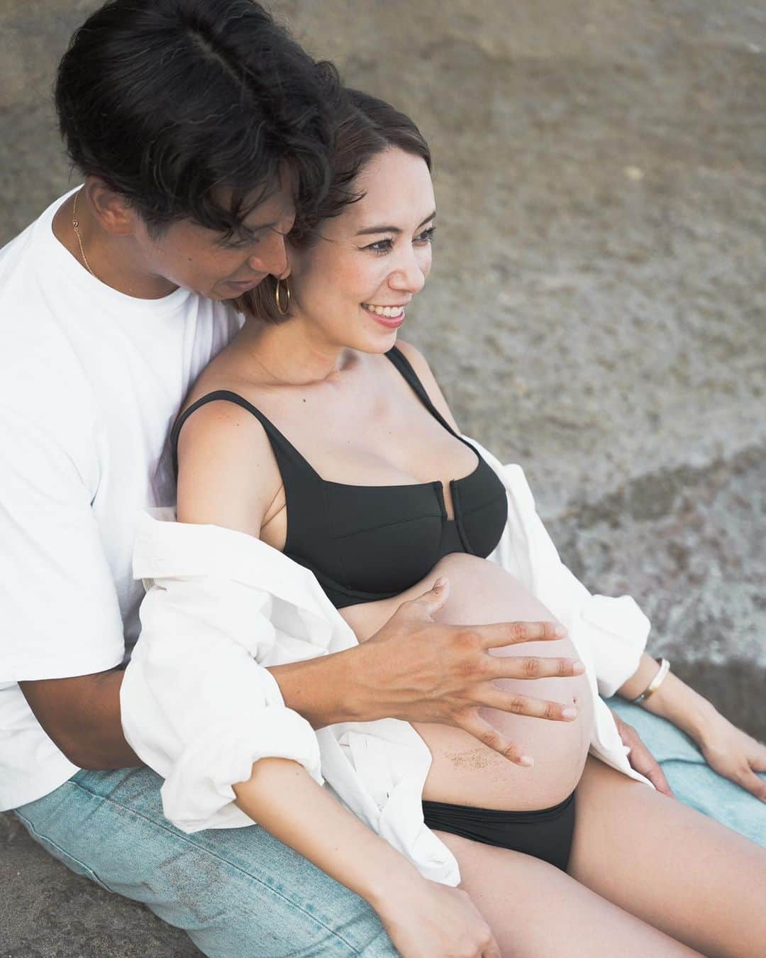 鮎河ナオミさんのインスタグラム写真 - (鮎河ナオミInstagram)「Thank you @miki_shimano 🤍  #マタニティフォト #maternityphotography #maternityshoot」9月21日 14時20分 - naomiayukawa