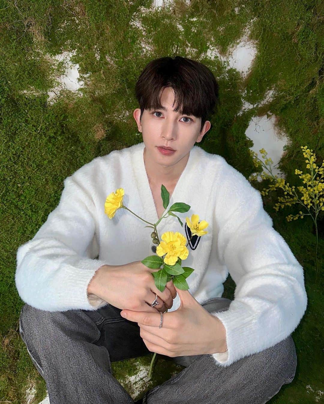 キソプさんのインスタグラム写真 - (キソプInstagram)「꼬츨든남쟈🌼」9月21日 14時38分 - ki_seop91