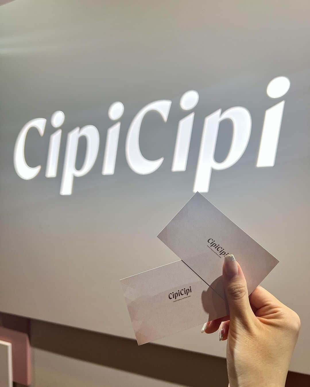 西内みなみさんのインスタグラム写真 - (西内みなみInstagram)「CipiCipi3周年記念パーティに🩷 ふくれなさん、 おめでとうございます❗️ @cipicipi_official  @fukurena   CipiCipiのコスメは本当にどれも 可愛くって日々のメイクアイテムに 欠かせません❗️ 今回espoirとのコラボが 可愛すぎて早く使いたい〜😭🩷 また使用感お伝えします🫡⭐️  #cipicipi #シピシピ #3周年 #新作コスメ #ふくれな #新作発表会 #マンダリンオリエンタル東京 #コスメマニア」9月21日 15時08分 - miiiiiiu3u6