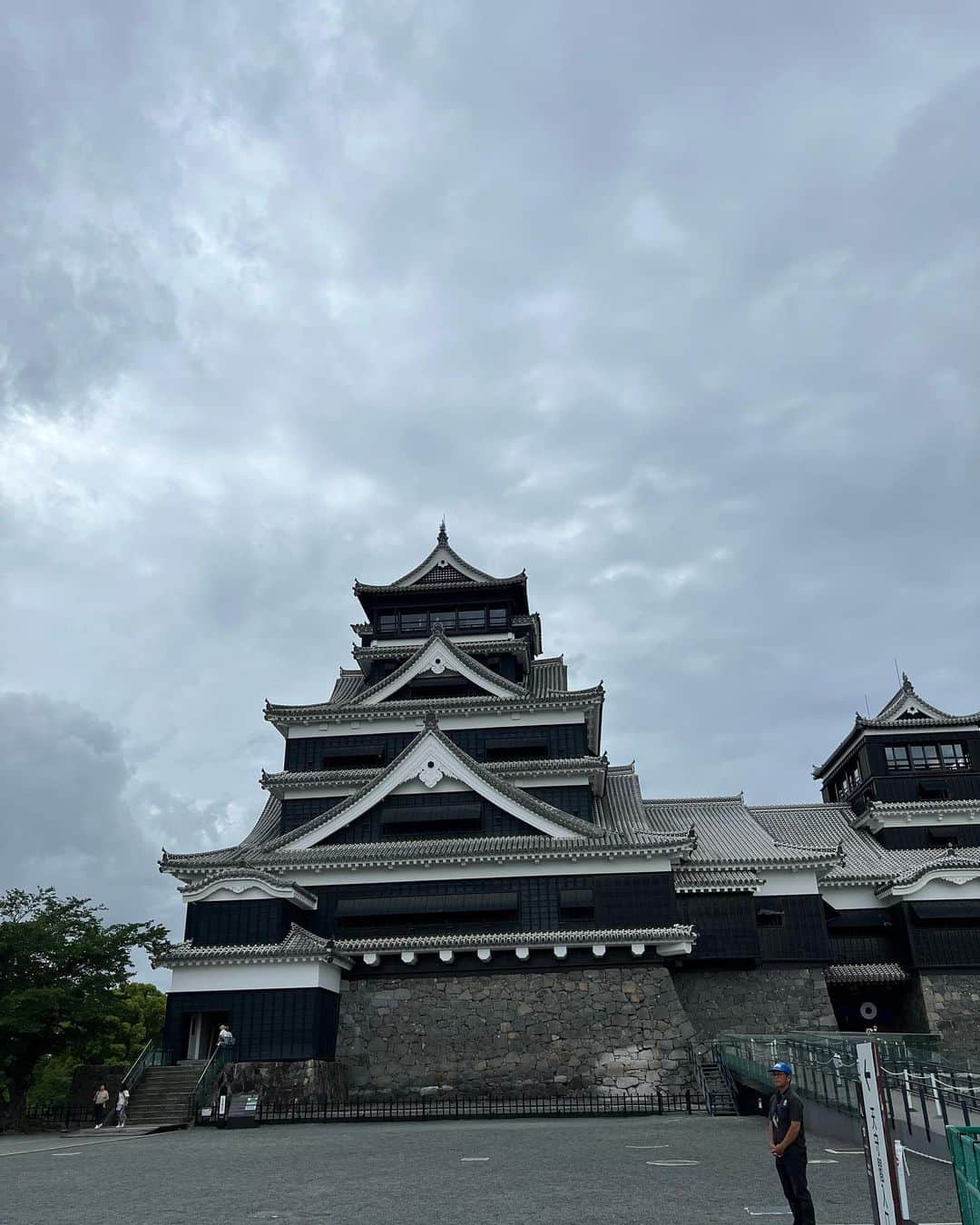 織田千穂さんのインスタグラム写真 - (織田千穂Instagram)「花組ポーズ at 熊本城🏯」9月21日 15時20分 - chihoda