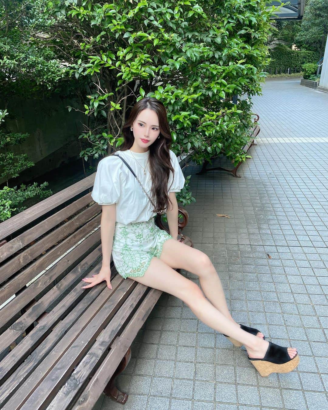 のインスタグラム：「気づけば9月もあと10日だ…😳」
