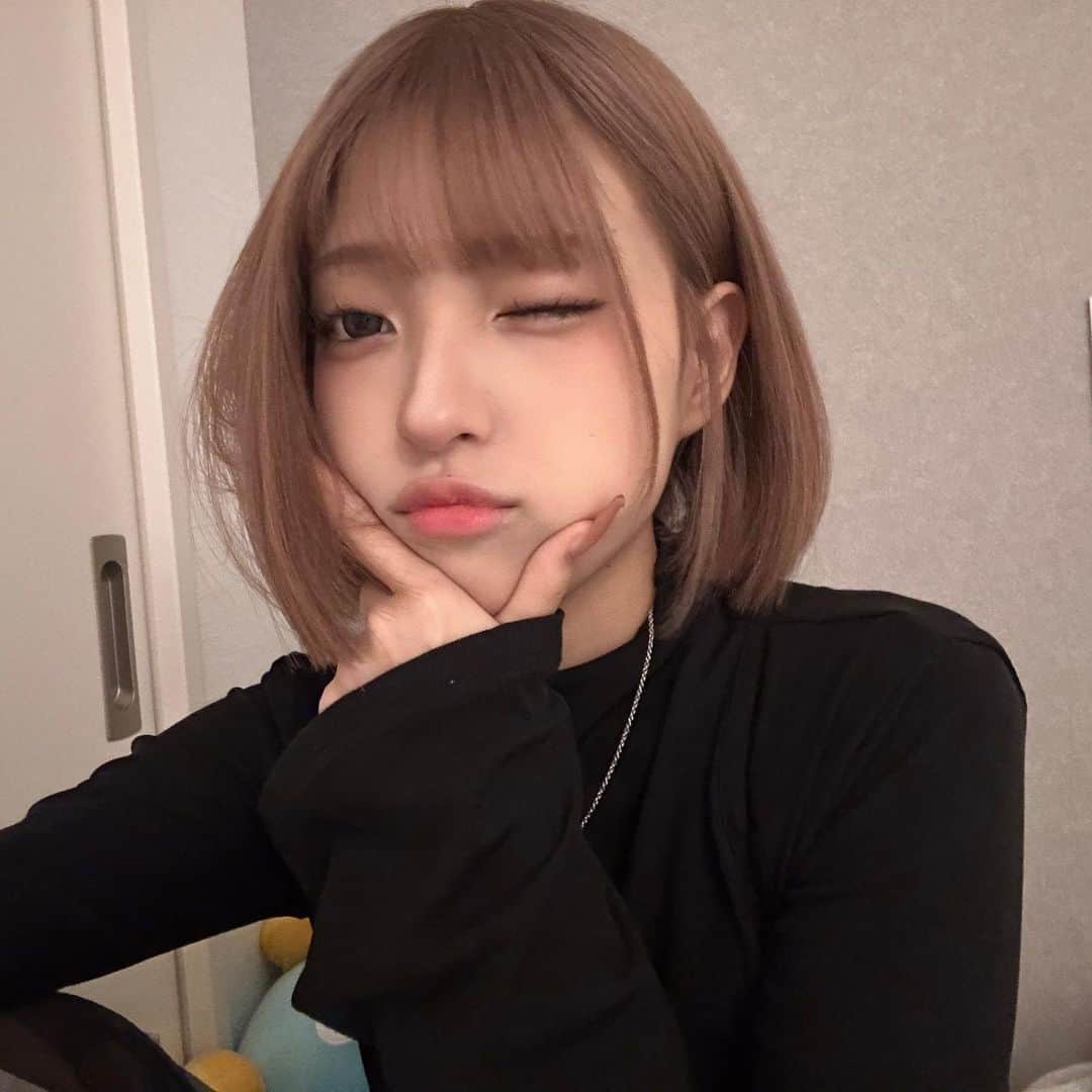のインスタグラム：「. ノーマル好評なので滅多に載せないけど載せます髪染めますた」