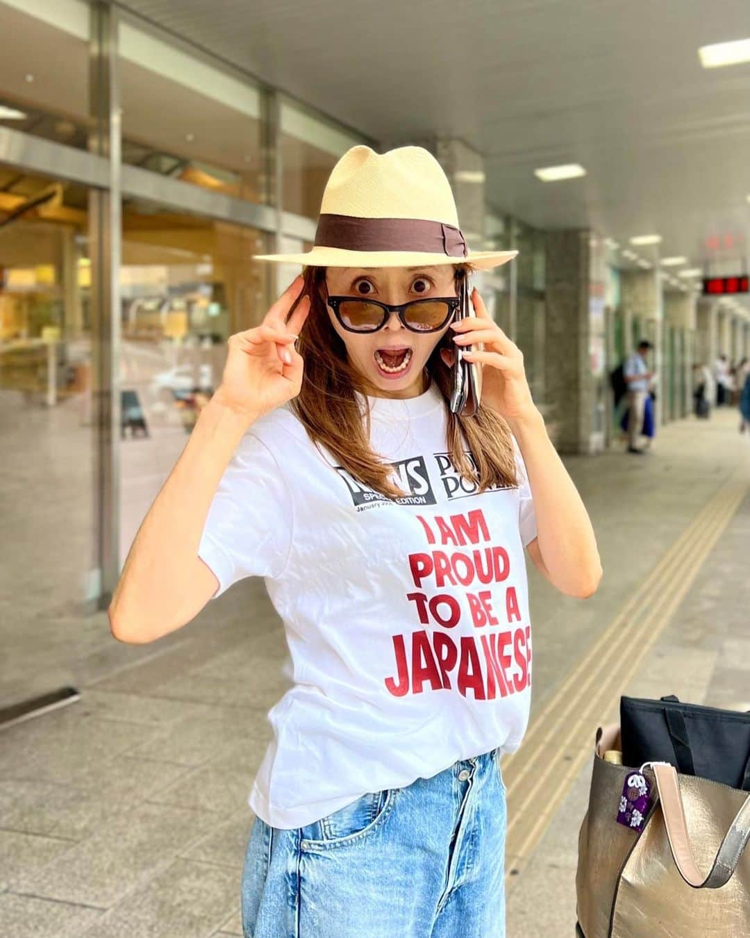 熊谷真実さんのインスタグラム写真 - (熊谷真実Instagram)「東京行ってきます、  あけみちゃんが見送りに来てくれた。  嬉しいな。  ありがとう。  #熊谷真実 #浜松駅から #東京行ってきます #お見送り #嬉しいな #楽しみが多い人生だな」9月21日 15時40分 - mami_kumagai310