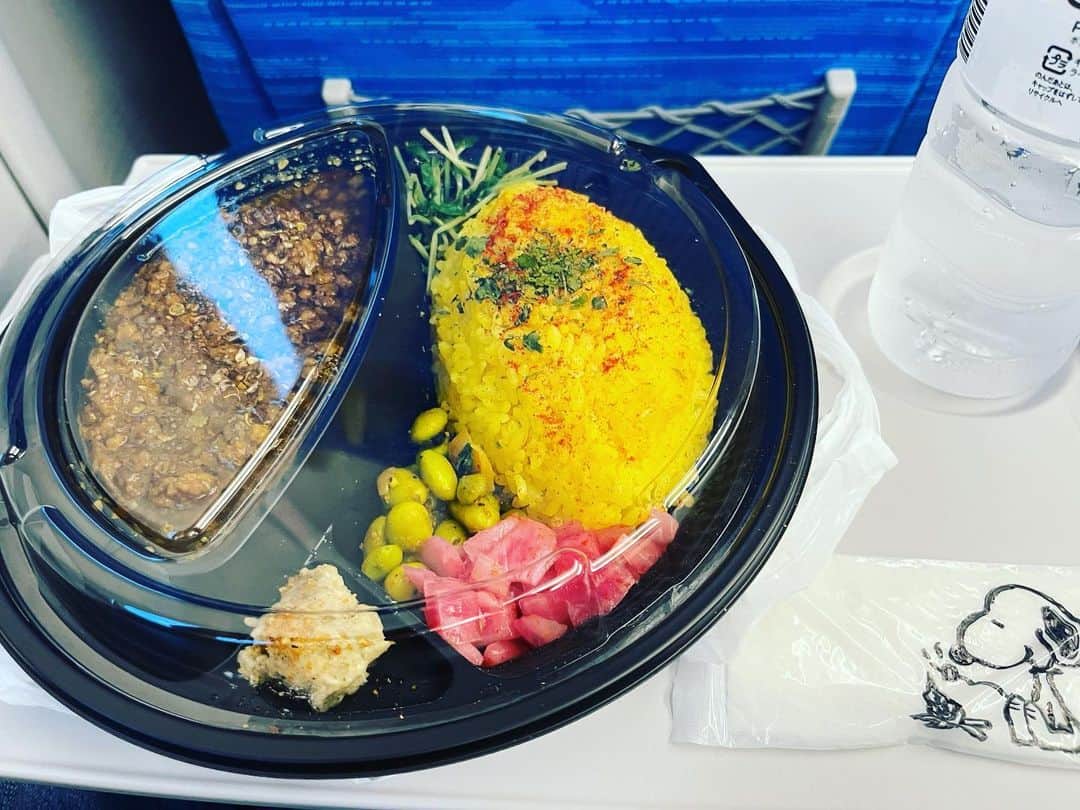 ですよ。のインスタグラム：「カレー食べちゃって…  あーいとぅいまてーん！ #ですよ #プロ謝罪師」