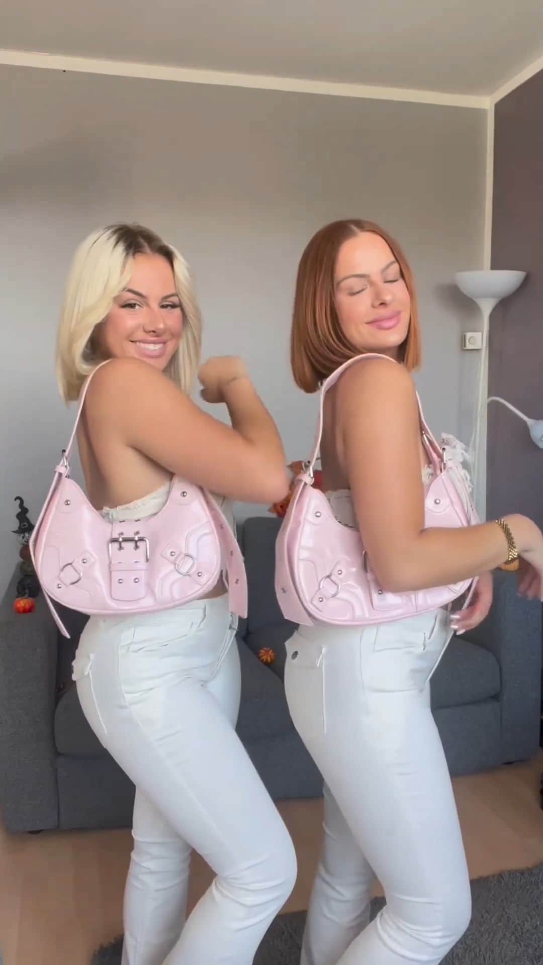 SHEINのインスタグラム：「Twinner takes all! 👯🏆 Tells us which dynamic duo from @yolande.ytb and @loana.ytb scored the matchwinning look 👇 🔎 20795650 10626177 12892438 14815263  #SHEIN #SHEINforAll #SHEINstyle #fashion #chic」