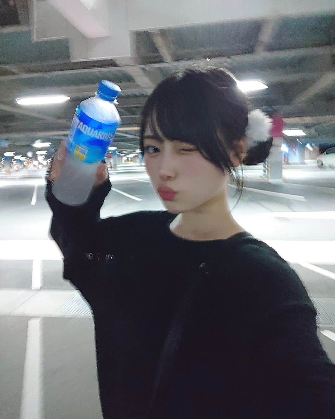 のインスタグラム：「._.」