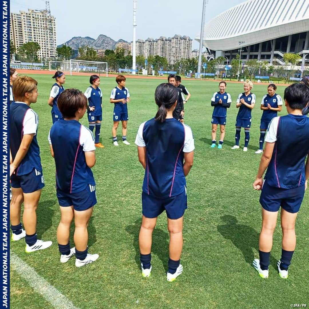 日本サッカー協会さんのインスタグラム写真 - (日本サッカー協会Instagram)「. 🔹日本女子代表 🔹 【2023.9.18-20 Training Report📸】  第19回アジア競技大会（2022/杭州）に向けて、18日(月)に現地入りしたチーム✈️  20日(水)は午前にゲーム形式のトレーニングを中心に、攻守の連係についての確認を行いました⚽️  詳しいレポートはプロフィールのJFA公式サイト『JFA.jp』から✍  #AsianGames #夢への勇気を #jfa #daihyo #サッカー日本代表 #サッカー #soccer #football #⚽ #女子サッカー #womenfootball #womensfootball #womensoccer #womenssoccer」9月21日 17時50分 - japanfootballassociation