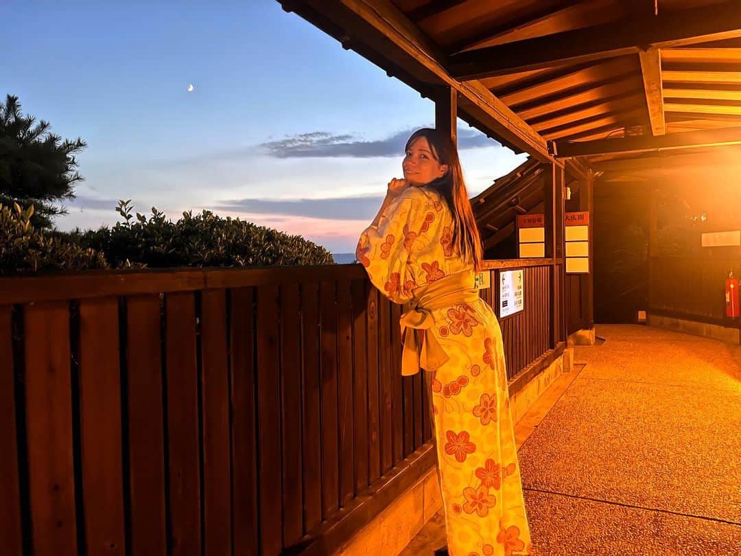 れもんえいみのインスタグラム：「.  秋の音と大自然に囲まれた 露天風呂に癒されもうしあげた。  #万葉若草の宿三笠 #奈良旅行」