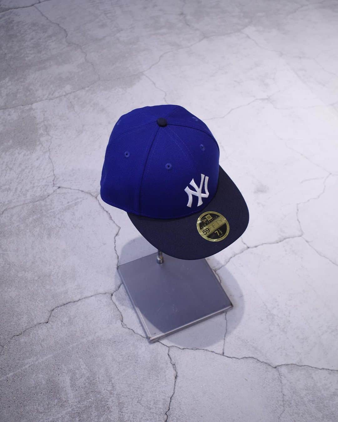 JOURNAL STANDARD 表参道さんのインスタグラム写真 - (JOURNAL STANDARD 表参道Instagram)「【 NEW ERA ＊ JS 】  @neweracap  @newerajapan  ⁡ ---------------------------------------- ⁡ ▶︎ NEW ERA ＊ JS RC 9FIFTY METS ¥6,050- tax included [No,23095610005930]  ▶︎ NEW ERA ＊ JS 9TWENTY LA ¥5,500- tax included [No,23095610006130]  ▶︎ NEW ERA ＊ JS LP 59FIFTY YANKEES ¥6,160- tax included [No,23095610005630]  ▶︎ NEW ERA ＊ JS LP 9FIFTY METS ¥6,050- tax included [No,23095610005730]  ▶︎ NEW ERA ＊ JS 39THIRTY Flip ¥6,380- tax included [No,23095610006330]  -----  #journalstandard#ジャーナルスタンダード  #harajuku#omotesando#mensfashion#mens#styling#coordinate#streetwear#23aw#unisexfashion#原宿#表参道 #newera」9月21日 18時10分 - jsomotesando