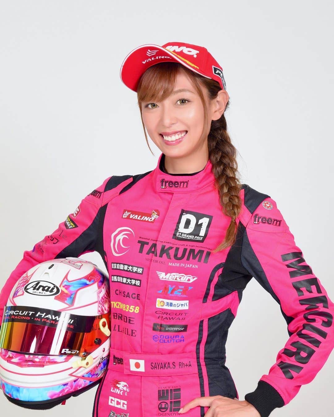 のインスタグラム：「. プロフィール写真変えた〜🫰❤️  #d1grandprix #driftgirl #s15silvia #driftlife #tokyodrift」