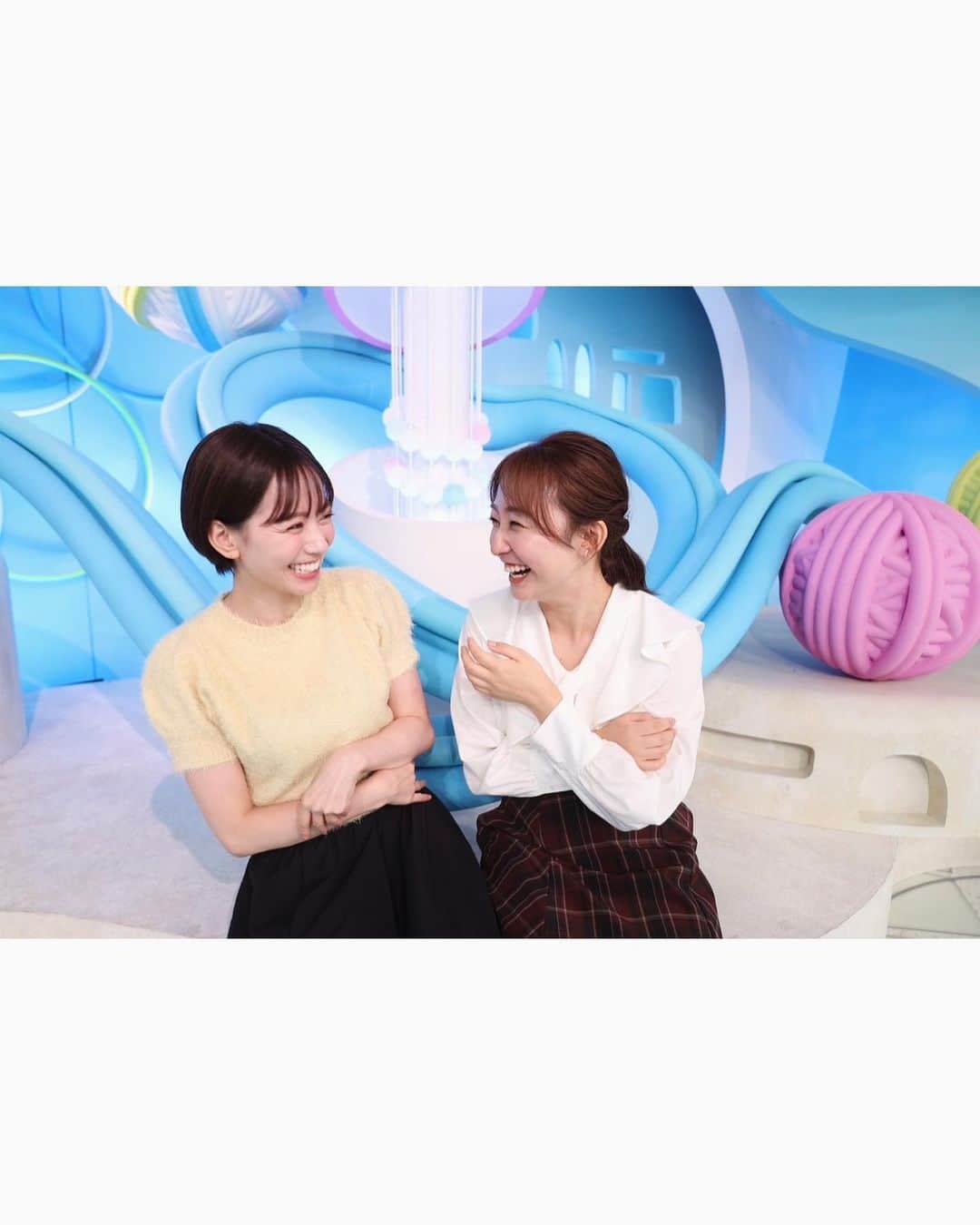 杉原凜さんのインスタグラム写真 - (杉原凜Instagram)「この1週間はNOWニッポン中継、ショウビズ、ニュースと、ZIP!内でいろいろ担当させてもらいました。どのポジションもそれぞれやりがいがあって楽しいです☺️ 水卜さんのパネルかわいい…🥰  #ZIP  #ラグビーW杯 #ラインアウト   👗#vis #naturalbeautybasic #grosse」9月21日 18時22分 - sugihara_rin