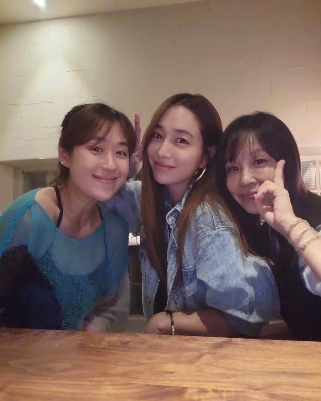 のインスタグラム：「간만에 일상 사진 좀 찍은날」