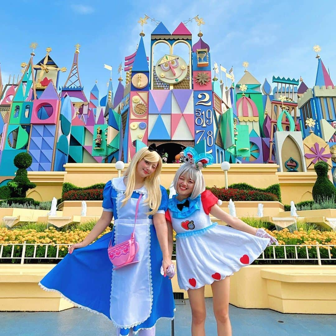 あいりDXさんのインスタグラム写真 - (あいりDXInstagram)「あぃしなディズニー🐭🏰🎀 不思議の国のアリスと白うさぎになったよ💕 人生初のdハロ仮装しなこと出来て楽しかった🥰 声かけてくれたみんな、ありがとうございました👻 あぃしなハロウィンどうですか？🫶🫶🫶  #dハロ　#dハロ仮装」9月21日 18時35分 - airidxdxdxdayo