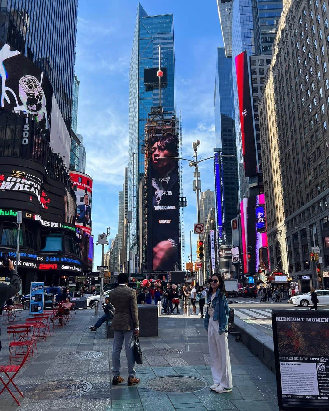 ワン・ビンナさんのインスタグラム写真 - (ワン・ビンナInstagram)「와 나 여기 뉴욕이다 사진들😜 #newyork  #nyc  #timessquare」9月21日 19時00分 - bitnawang