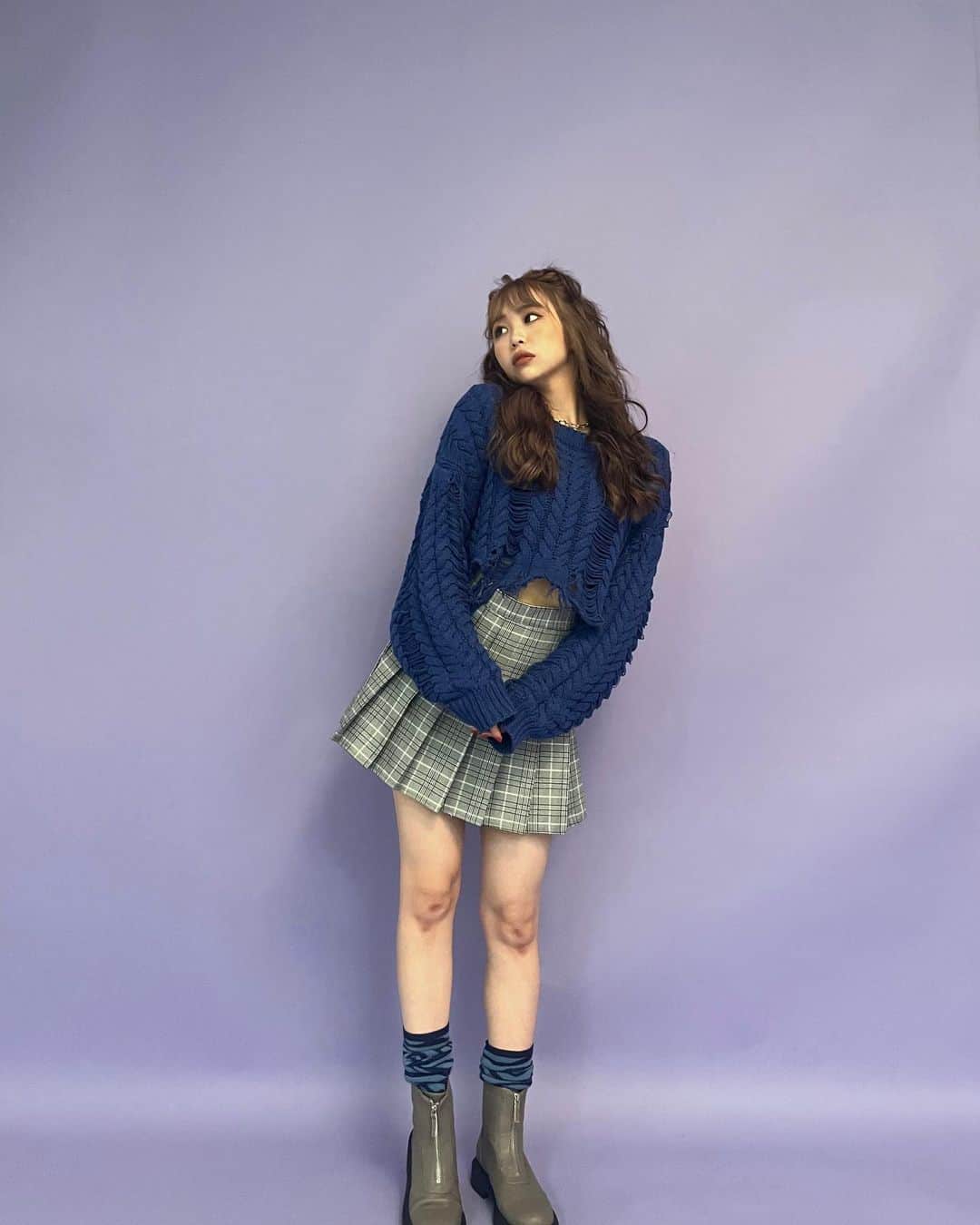 島田キラリのインスタグラム：「Popteen10月号オフショ  Popteen専属モデルバトルも残り1ヶ月とちょっととなります。 現在行われているインスタフォロワー数アップバトルは、残り10日ほどです。 正直ここでポイント取っていないと降格の可能性が高いです。 残り60人ほどフォロワーが伸びれば1000ポイント獲得できます。 最後までsns投稿など頑張りますので、皆さんも拡散のほどよろしくお願い致します。  #Popteen#Popteen専属モデル#Popteen10月号#きららん #バトル#専属モデルバトル #04」