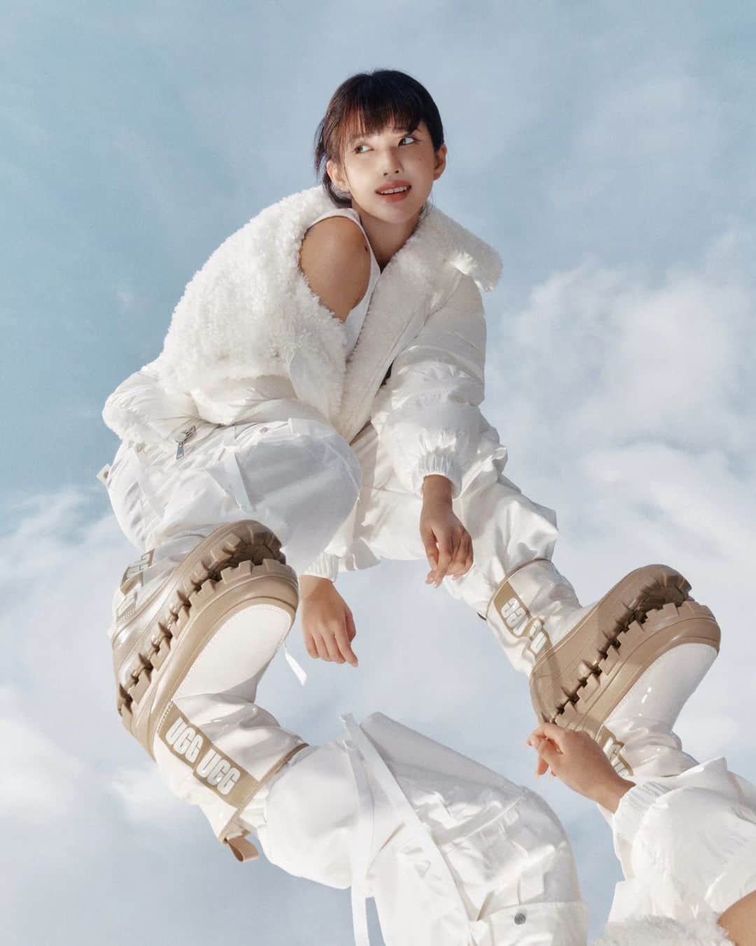 のインスタグラム：「UGG🤎 @ugg @ugg_korea ☁️」