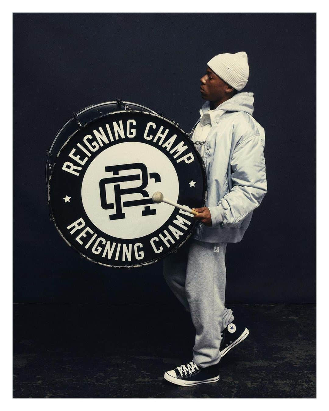 レイニングチャンプさんのインスタグラム写真 - (レイニングチャンプInstagram)「Our first drop of Reigning Champ | Sportswear is available online and in-stores now.  Discover the latest releases, and preview more of what’s to come this Fall-Winter season. ​ #reigningchamp #originsofsport」9月24日 1時00分 - reigningchamp